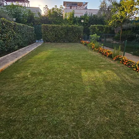 Апартаменты Molla Garden Голем